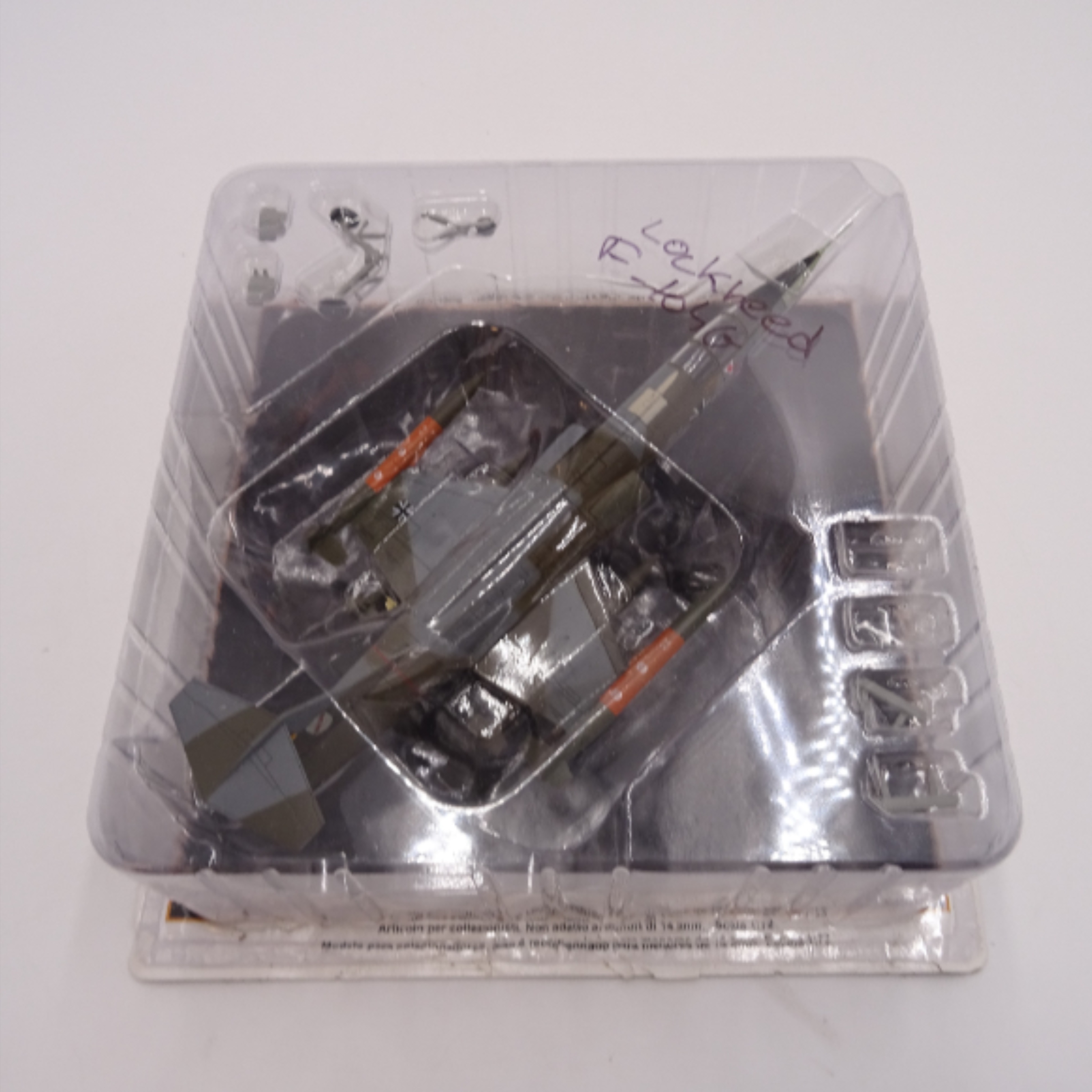 Miniature LOCKHEED MARTIN F-104G LUFTWAFFE. Bon état - Vue 4 - 